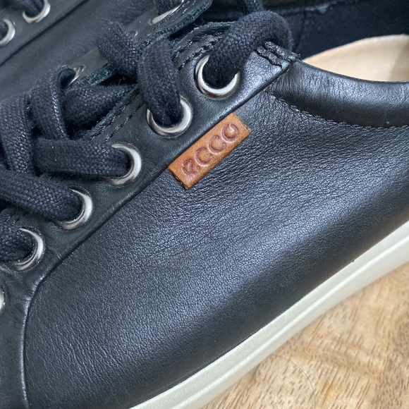 Ecco Black Leather Sneakers - Picture 5 of 14